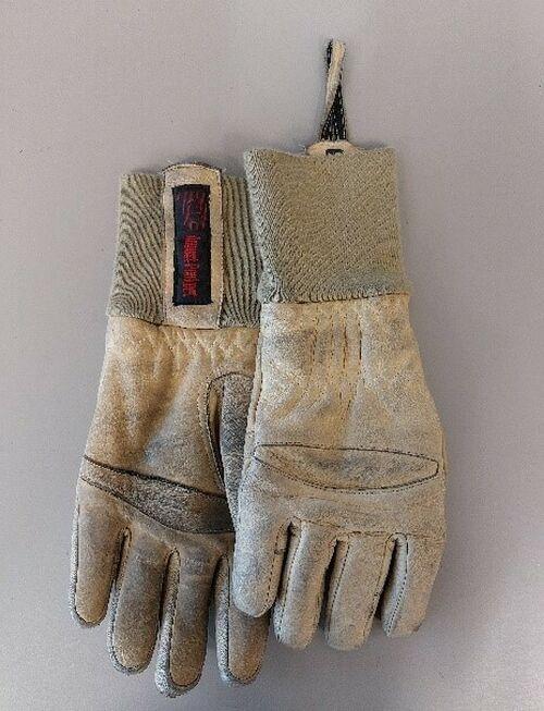 Handschuhe